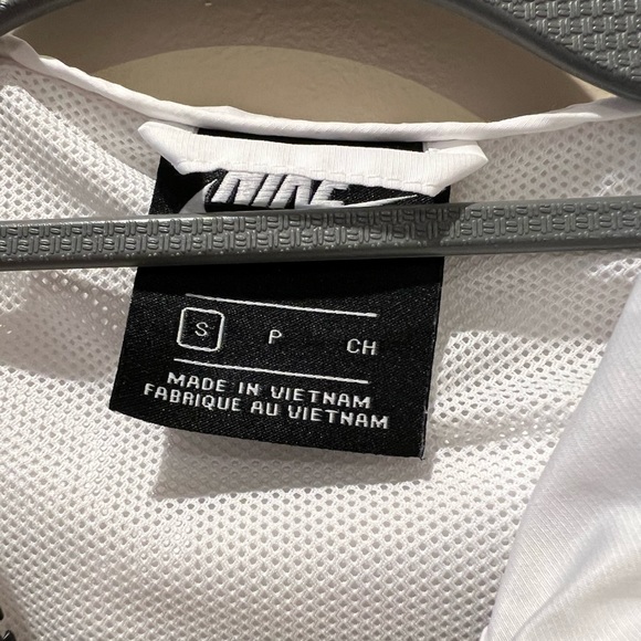 Nike Hooded Athletic zip up - Picture 3 of 4